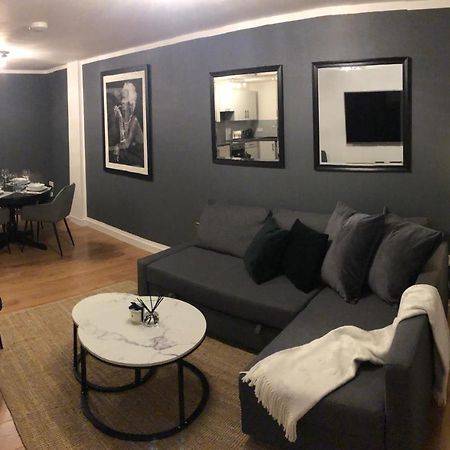Graphite Apartments Инвернес Екстериор снимка